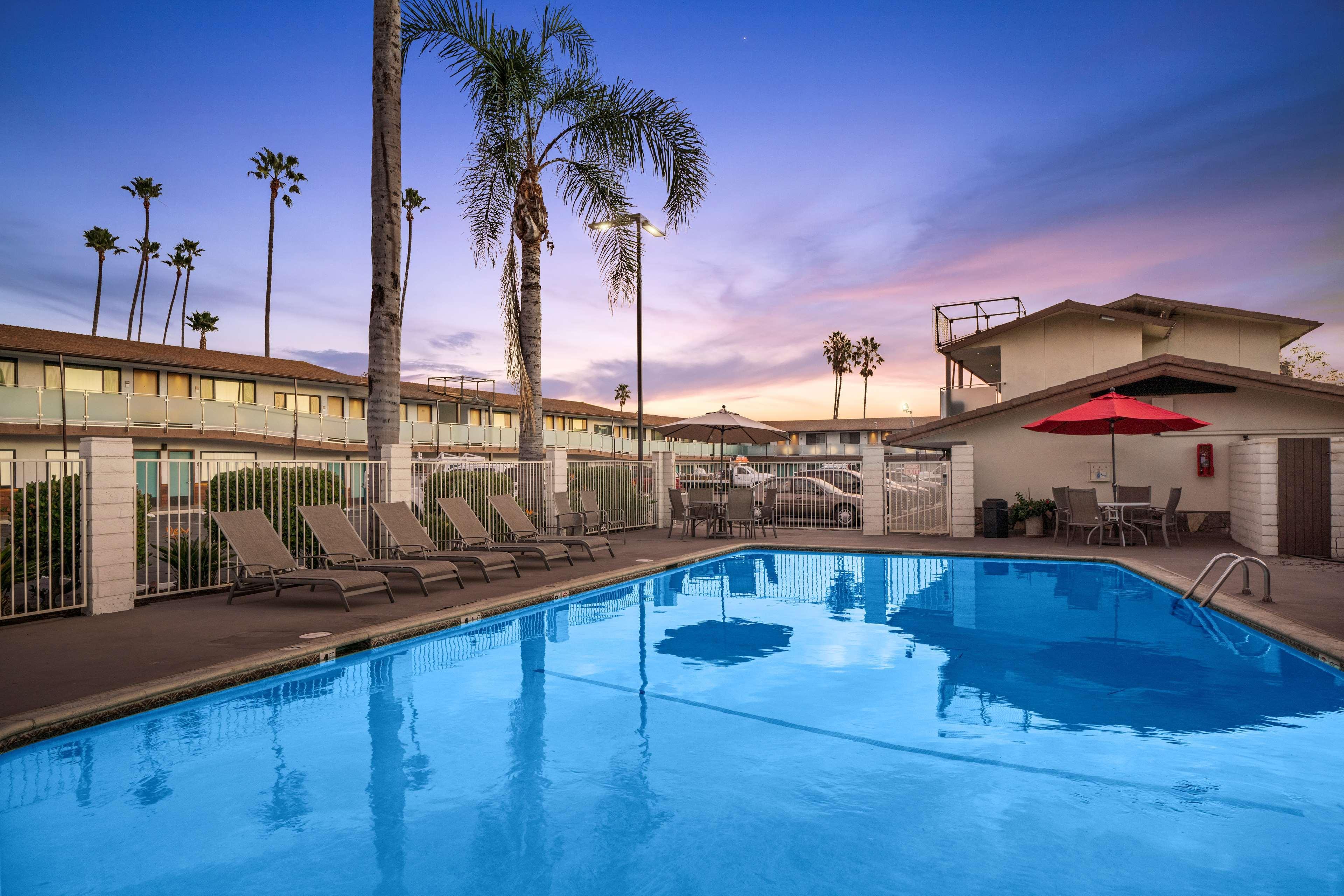 Best Western At Ventura Pier Екстериор снимка